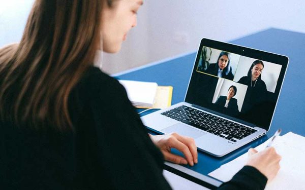 Introduction to Acrobat Connect Professional by Adobe